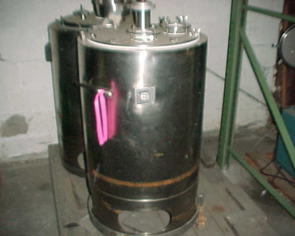 40加仑316不锈钢立式罐19.5″直径。X 29″直线高度