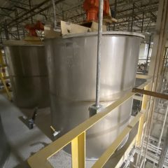 750加仑不锈钢立式水箱