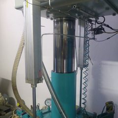 264加仑45 kW Buhler搅拌机型SPM-50-HT与蝴蝶搅拌器进行真空工作