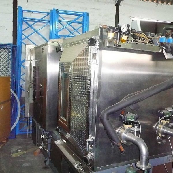 5.8平方米6货架Criofarma(意大利)Mdl 30.000不锈钢冷冻干燥机